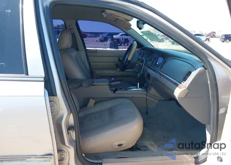 2005 Mercury Grand Marquis Ls/Lse from USA, damaged, VIN 2MEHM75W45X663379